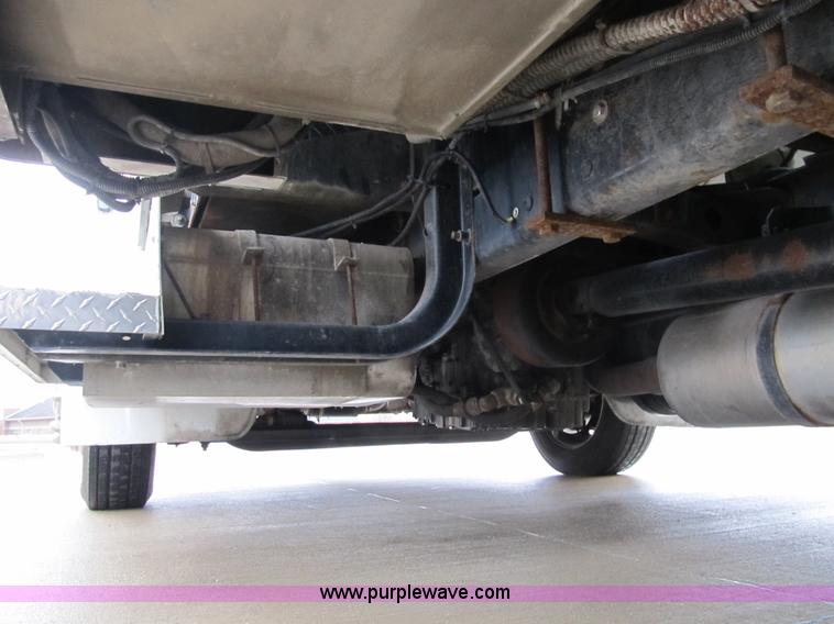 image for item A5419 1995 Freightliner FL60 rescue vehicle