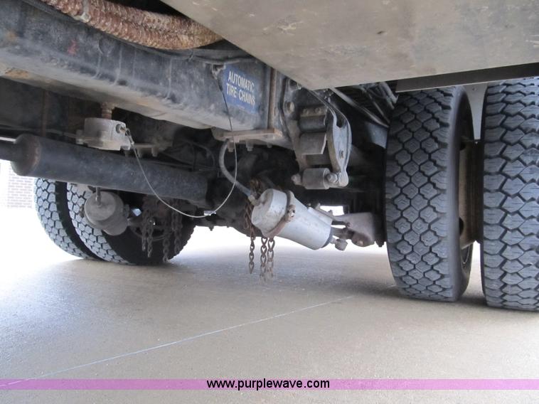 image for item A5419 1995 Freightliner FL60 rescue vehicle