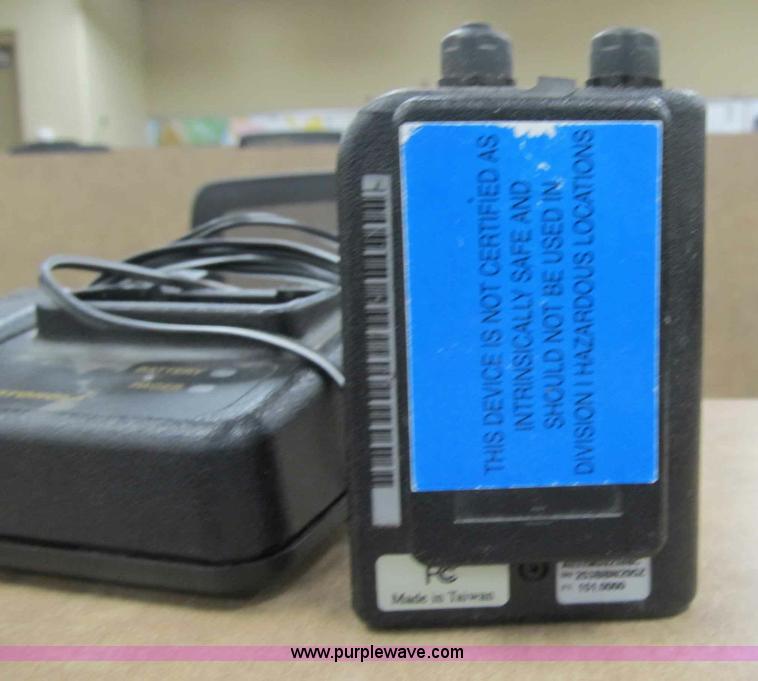 (10) Motorola pagers in Iowa City, IA Item A5427 sold Purple Wave