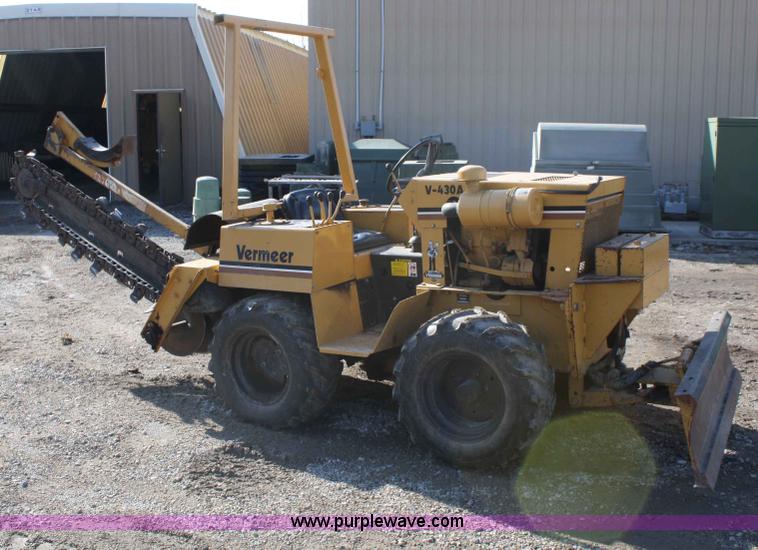 image for item A6962 Vermeer V-430A trencher