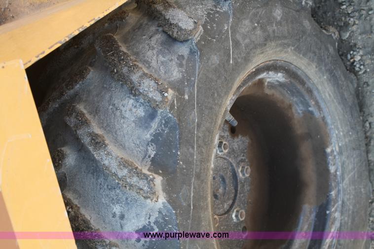 image for item A6962 Vermeer V-430A trencher