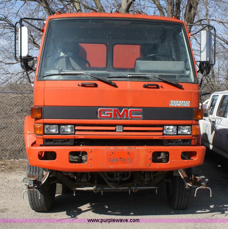 image for item A6963 1992 GMC W7000 street sweeper
