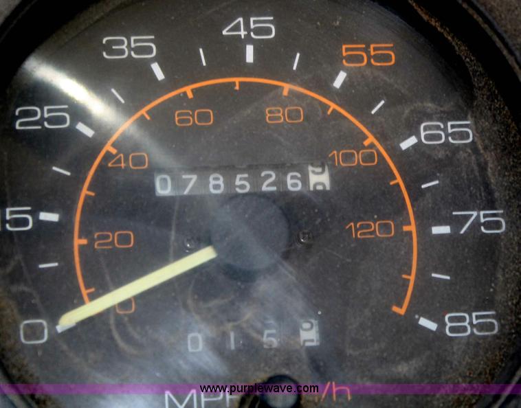 image for item A6963 1992 GMC W7000 street sweeper