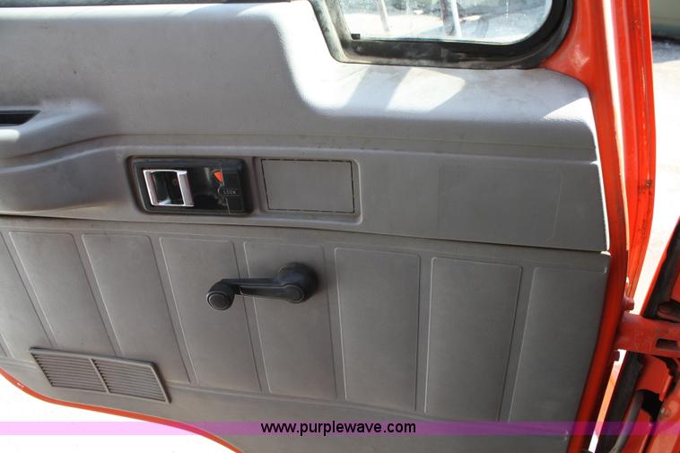 image for item A6963 1992 GMC W7000 street sweeper