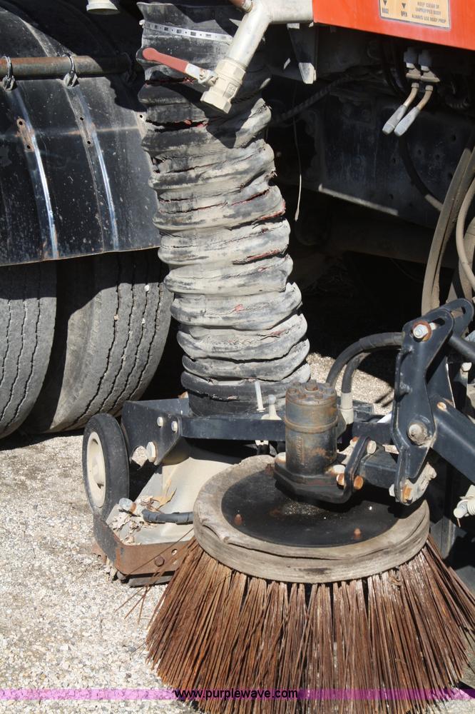 image for item A6963 1992 GMC W7000 street sweeper