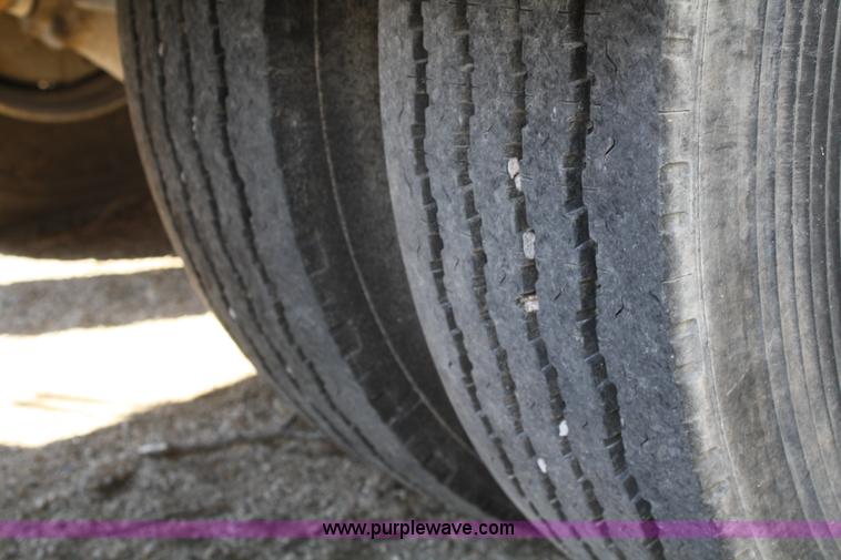 image for item A6963 1992 GMC W7000 street sweeper