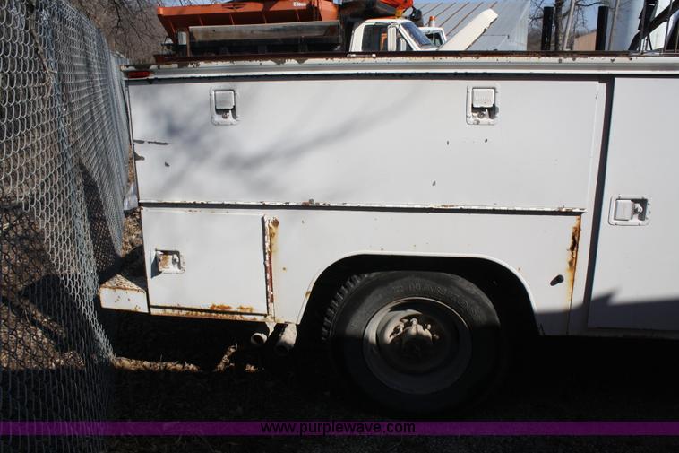 image for item A6964 1991 Ford F350 crew cab utility truck