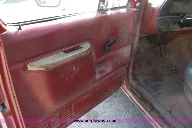 image for item A6964 1991 Ford F350 crew cab utility truck