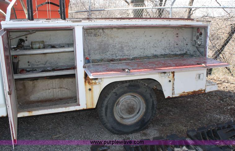 image for item A6964 1991 Ford F350 crew cab utility truck