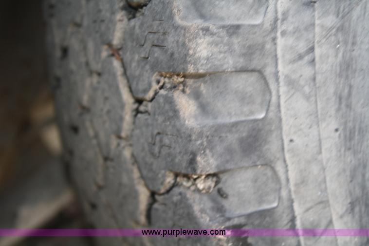 image for item A6964 1991 Ford F350 crew cab utility truck