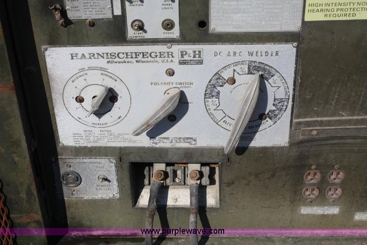 image for item A6974 Harnischfeger portable welder