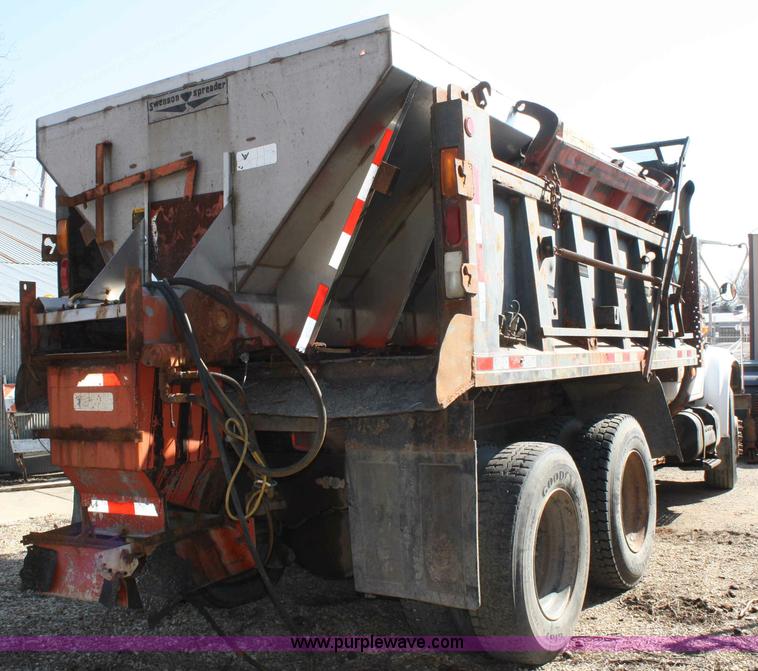 image for item A6976 1991 International 4900 dump truck