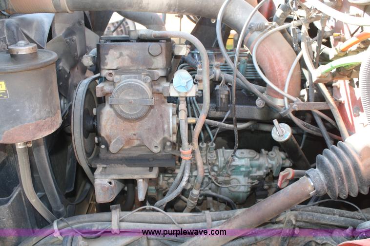 image for item A6976 1991 International 4900 dump truck