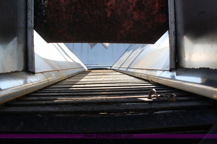 image for item A6976 1991 International 4900 dump truck