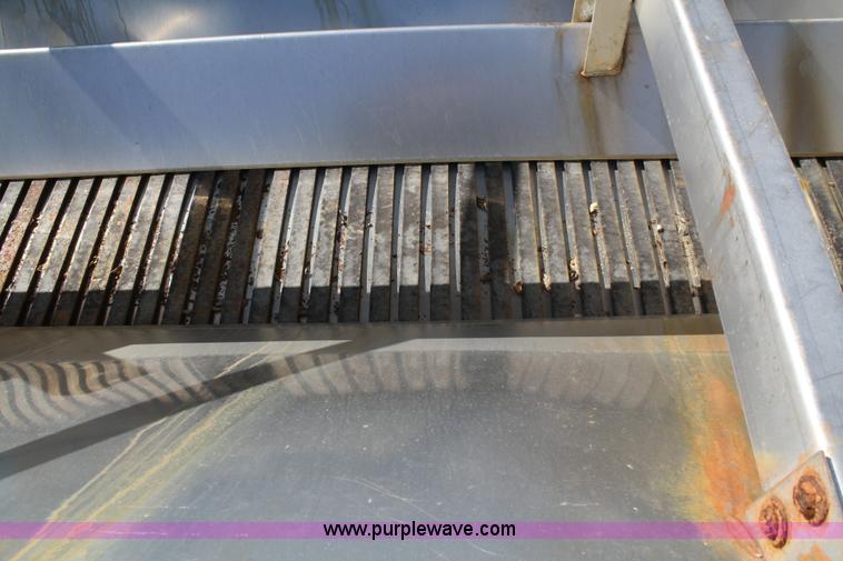 image for item A6976 1991 International 4900 dump truck