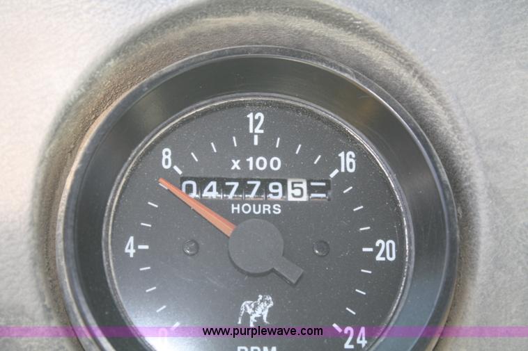 image for item A6977 1995 Mack DM688S roll off truck