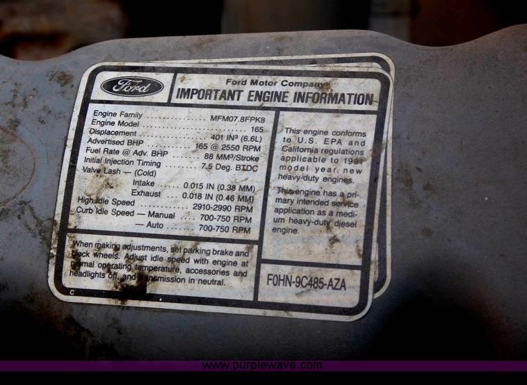 image for item A6982 1993 Ford F600 boom truck