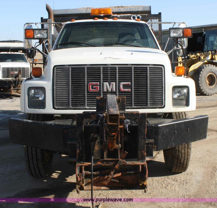image for item A6986 2000 GMC C8500 flatbed truck