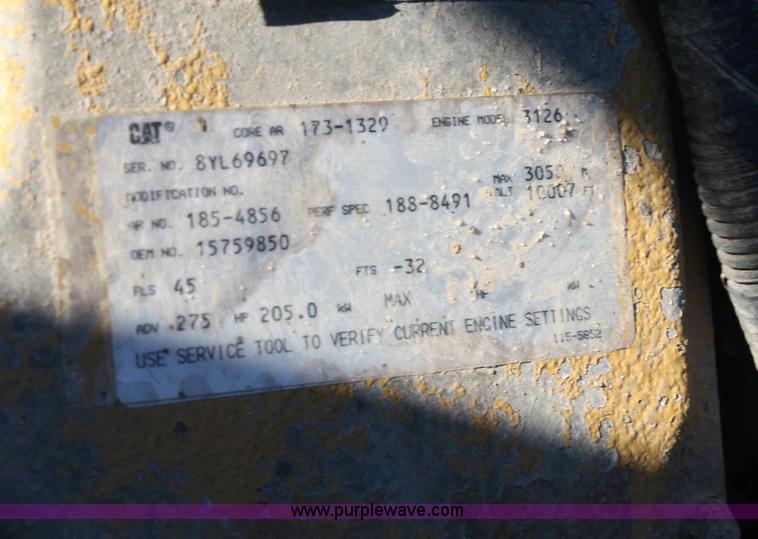 image for item A6986 2000 GMC C8500 flatbed truck