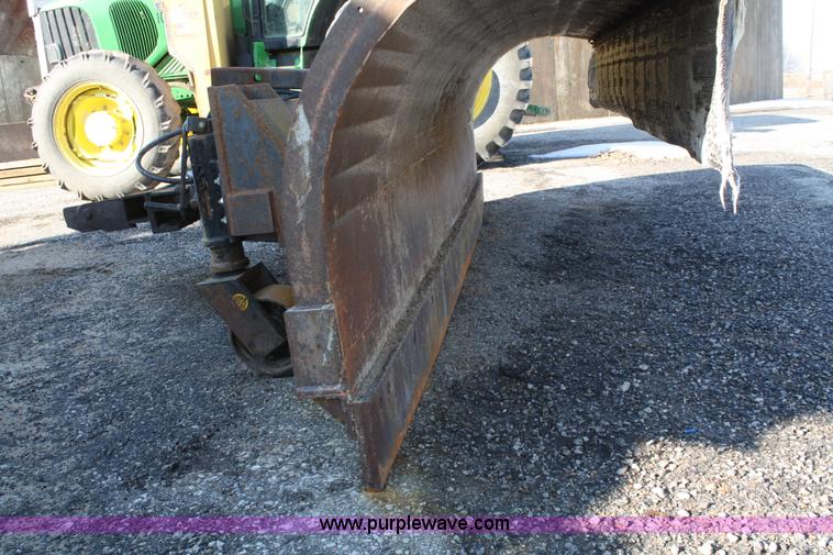 image for item A6986 2000 GMC C8500 flatbed truck