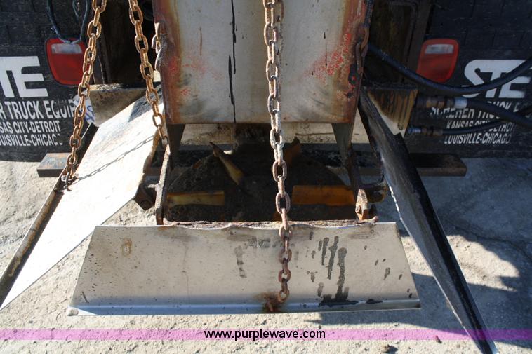 image for item A6986 2000 GMC C8500 flatbed truck