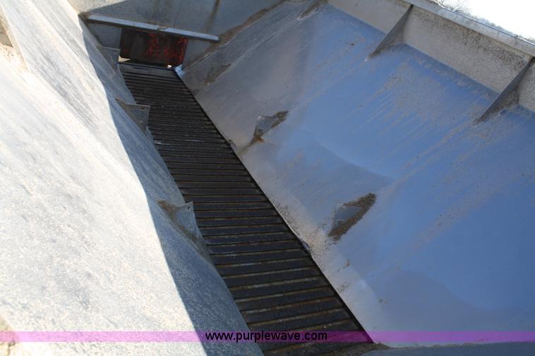 image for item A6986 2000 GMC C8500 flatbed truck