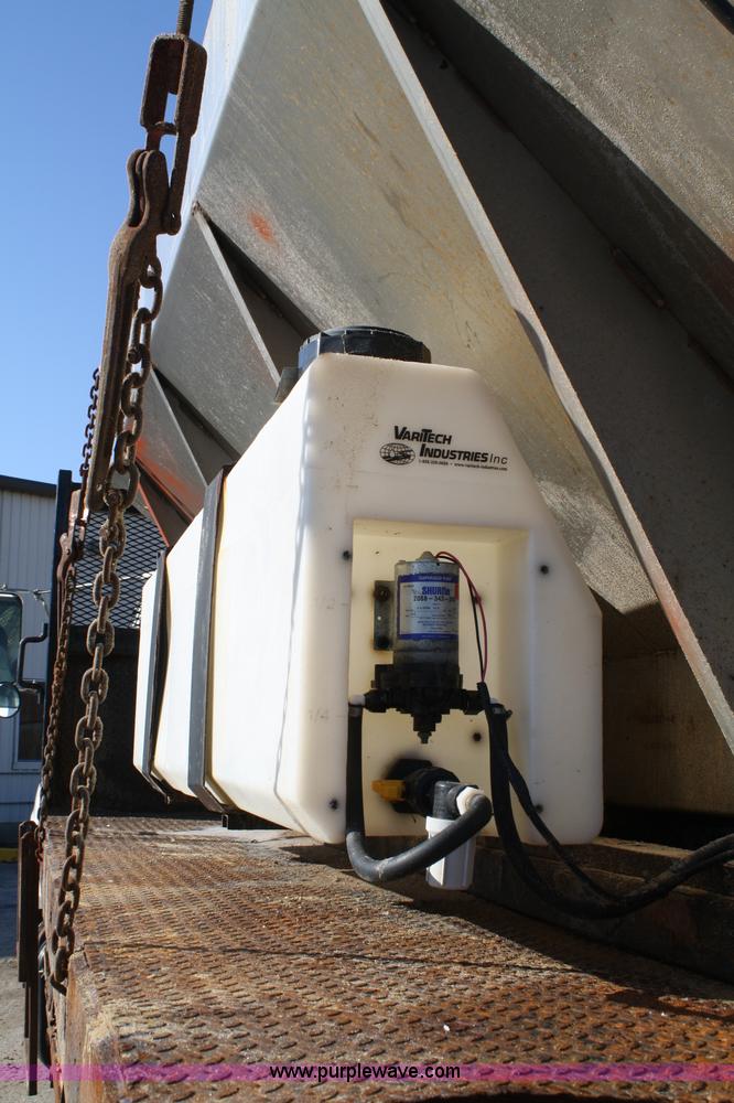 image for item A6986 2000 GMC C8500 flatbed truck