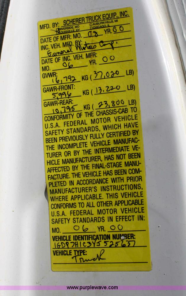 image for item A6986 2000 GMC C8500 flatbed truck