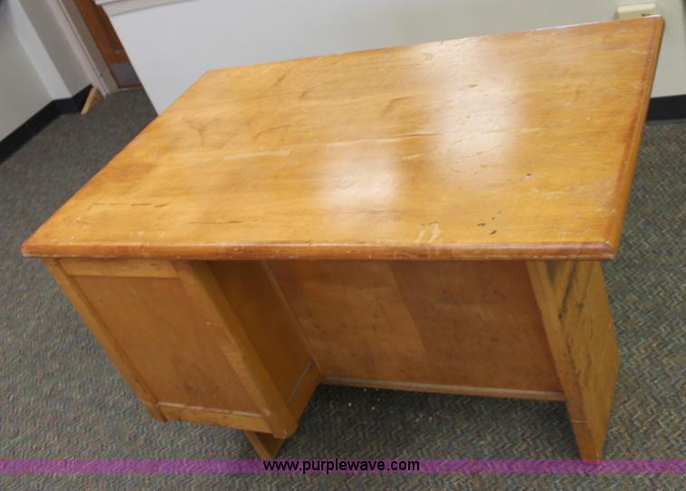 image for item A7291 Assorted classroom furniture and supplies