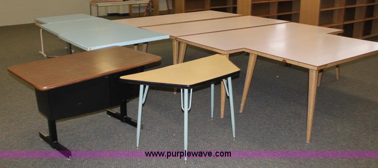 image for item A7295 Assorted furniture