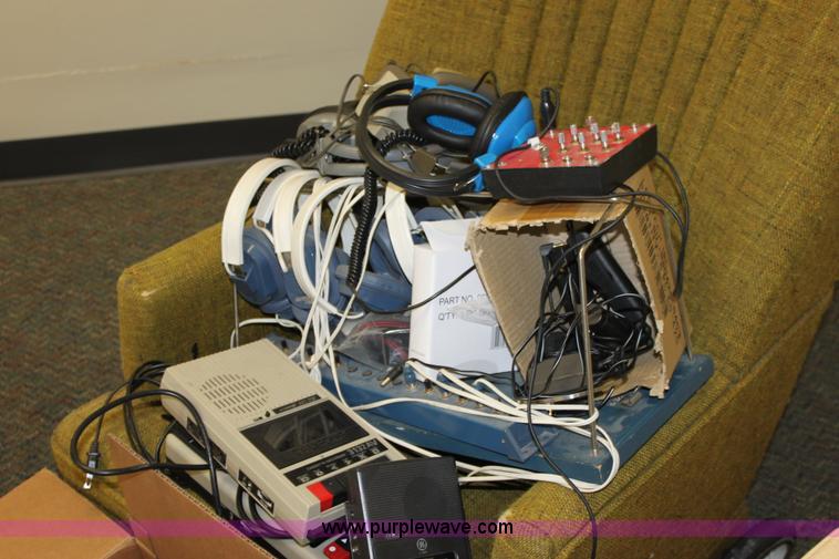 image for item A7301 Assorted electronics