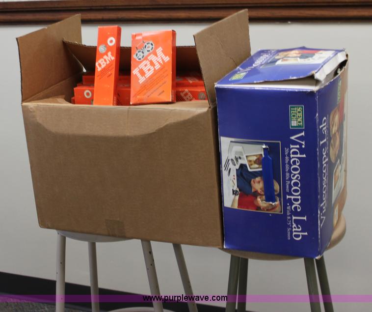 image for item A7301 Assorted electronics