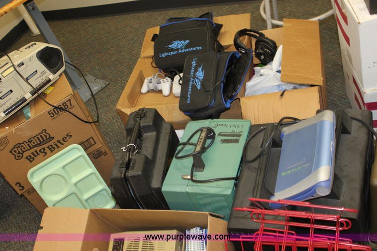 image for item A7301 Assorted electronics