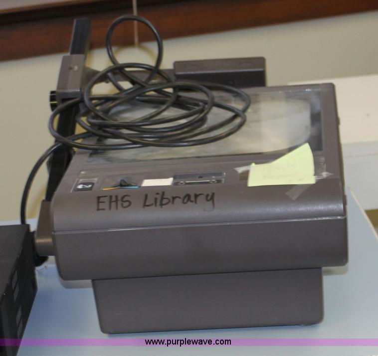 image for item A7301 Assorted electronics