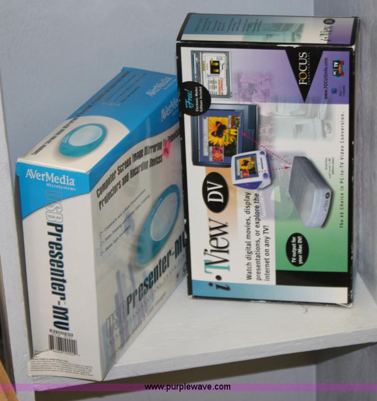 image for item A7301 Assorted electronics