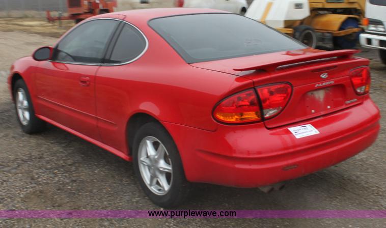 image for item A7306 2001 Oldsmobile Alero GL
