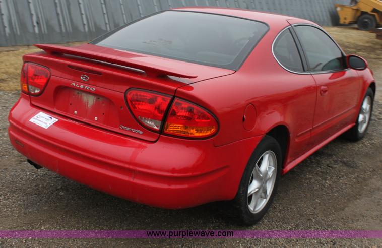 image for item A7306 2001 Oldsmobile Alero GL