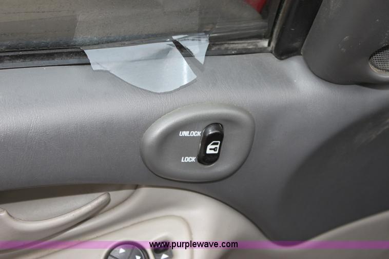 image for item A7306 2001 Oldsmobile Alero GL