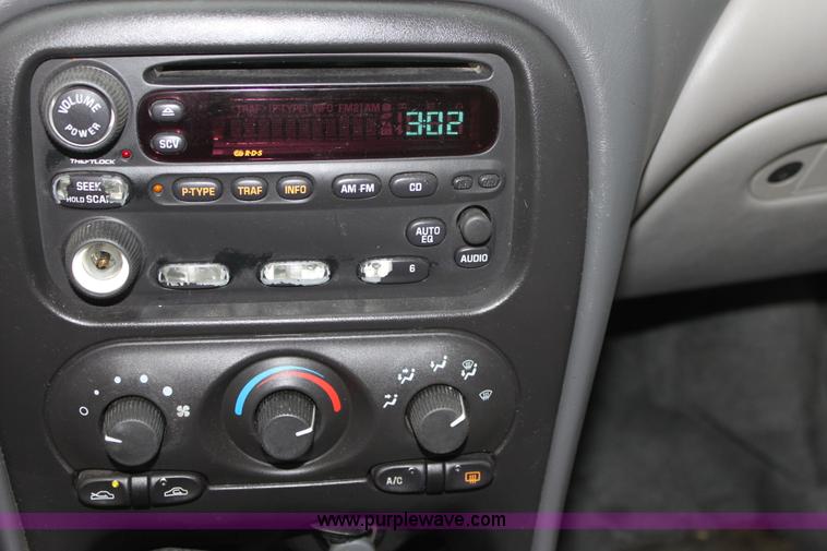 image for item A7306 2001 Oldsmobile Alero GL