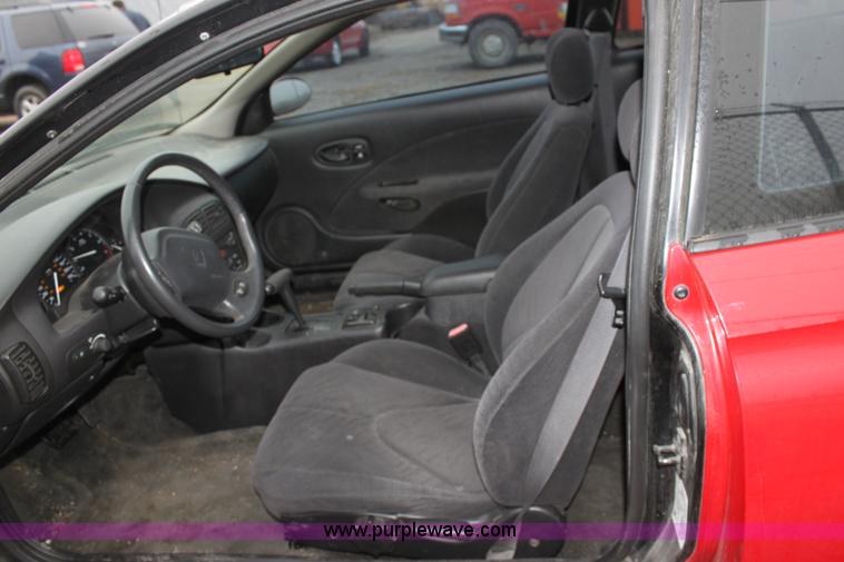 image for item A7308 2001 Saturn SC2