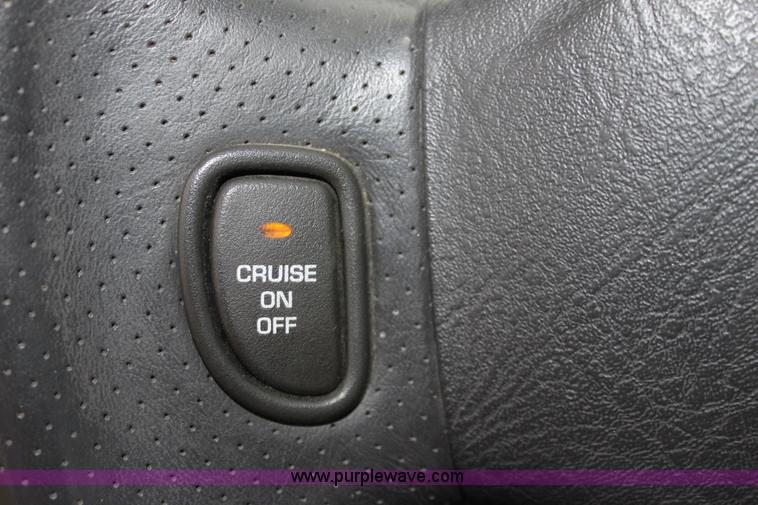 image for item A7308 2001 Saturn SC2