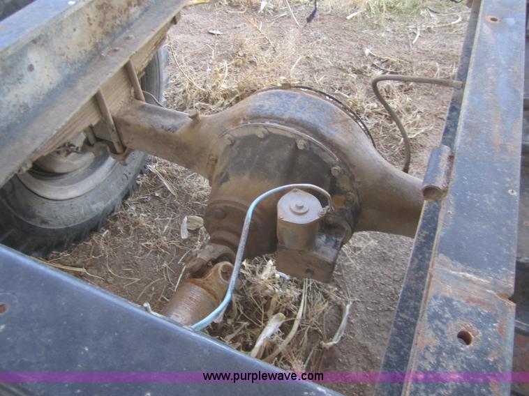 image for item B5660 1970 International Loadstar 1600 truck cab and chassis