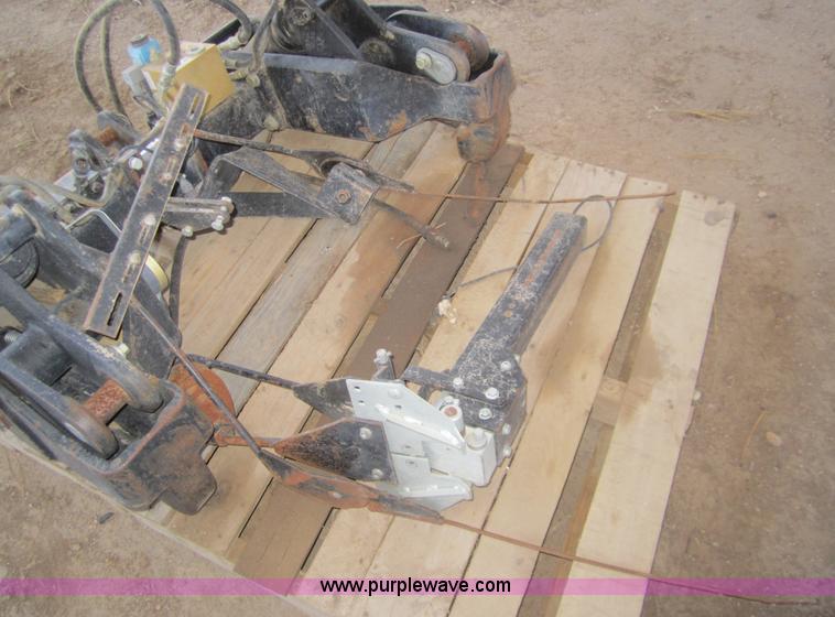 image for item B5661 Acura Track 3NE three point guidance system