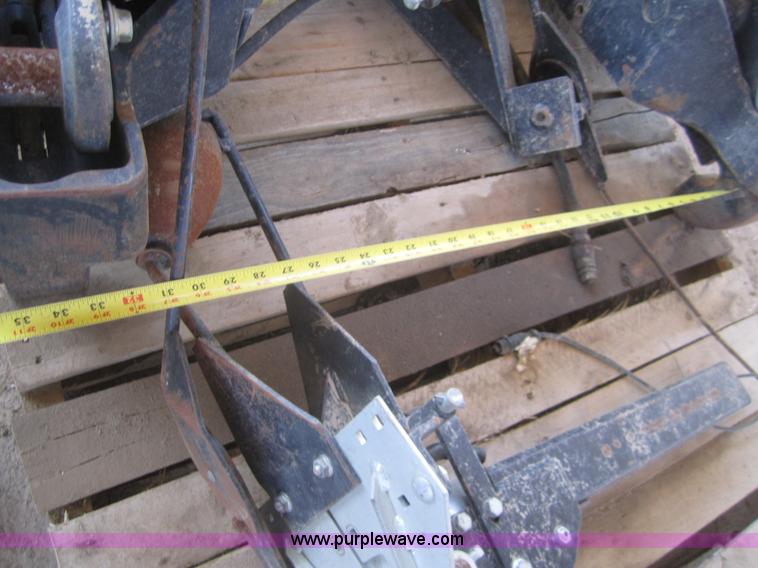 image for item B5661 Acura Track 3NE three point guidance system