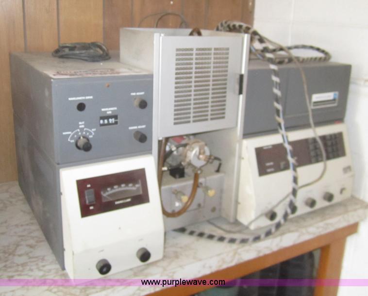 image for item B5662 Perkin Elmer 460 atomic absorbtion spectrophotometer