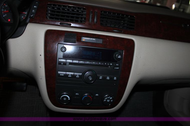 image for item B8959 2006 Chevrolet Impala Police