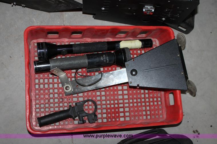 image for item B8961 Assorted automotive accessories