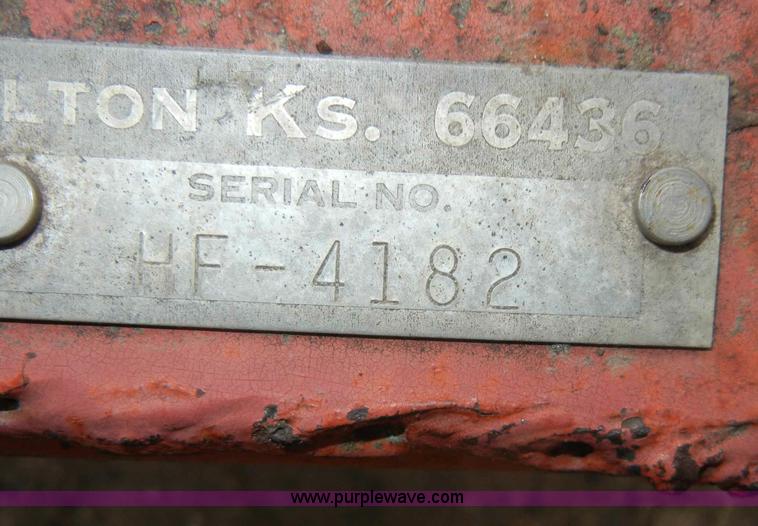 image for item C4003 International 600 tractor