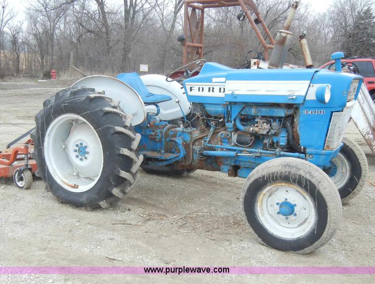image for item C4004 Ford 3400 tractor