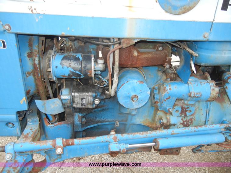 image for item C4004 Ford 3400 tractor